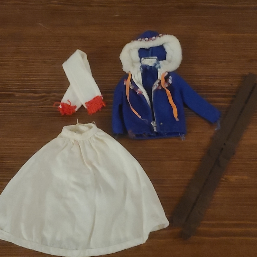 Vintage Barbie Clothes With Skis